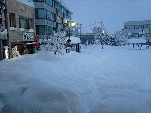 2014-4 JR中央本線塩山駅　南口.jpg