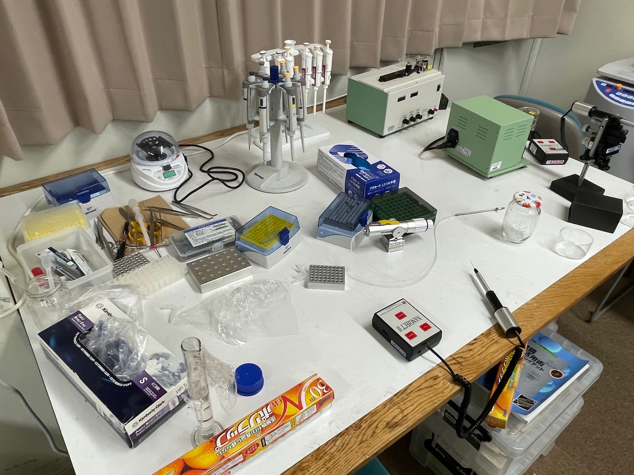 山脇有尾類研究所の研究環境