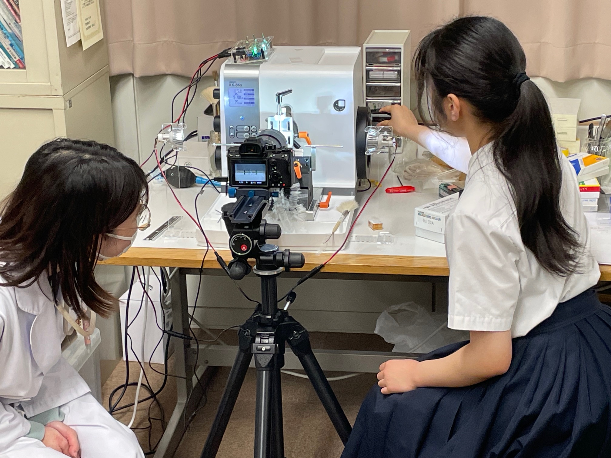 回転型ミクロトームにCoMBIを装着して、3D画像作成に挑戦