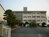 岡山市立中山小学校外観