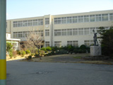 岡山市立鹿田小学校外観