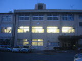 岡山市立西小学校外観