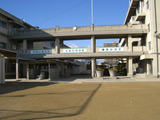 岡山市立幡多小学校外観