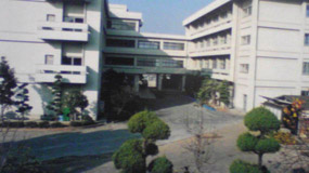 福山市立伊勢丘小学校外観