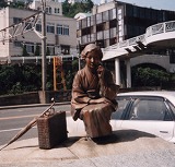 「林芙美子像」野外彫刻イメージ