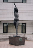 「水浴の女ー大・第七」野外彫刻イメージ