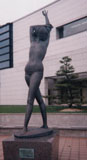 「水浴の女」野外彫刻イメージ