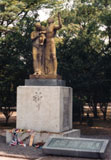 「祈りの像」野外彫刻イメージ