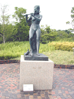 千葉県立中央博物館付近の野外彫刻